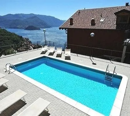 Sleeps 4 Pool T421203 *