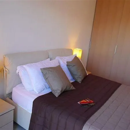 Appartement Sleeps 4 Pool T421203 Regoledo